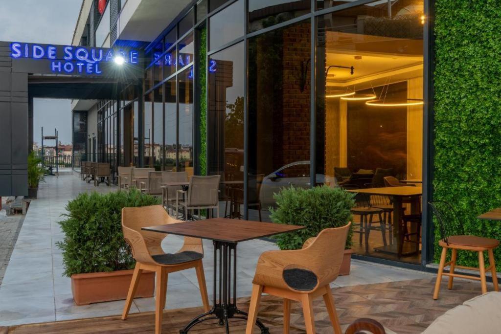 Side Square Hotel Екстериор снимка