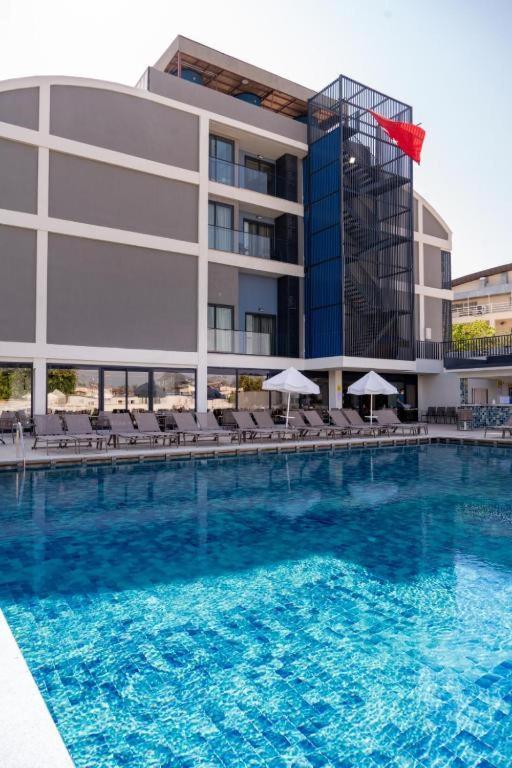 Side Square Hotel Екстериор снимка