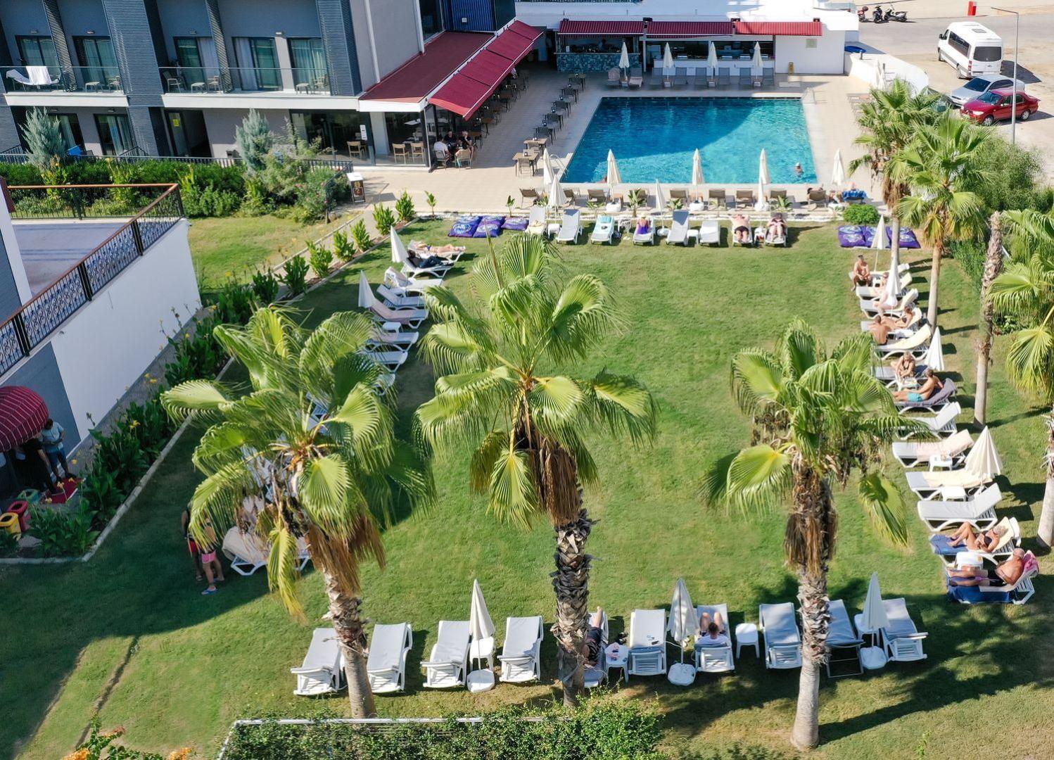 Side Square Hotel Екстериор снимка