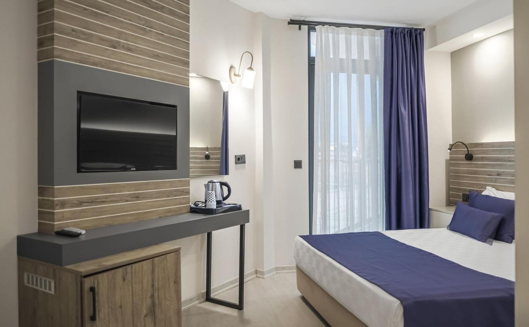 Side Square Hotel Екстериор снимка